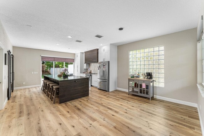 Building Photo - 681 Garden Cress Trail