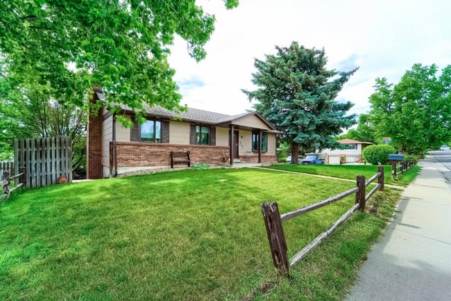 Building Photo - Cozy Arvada Downstairs Duplex Available Now!
