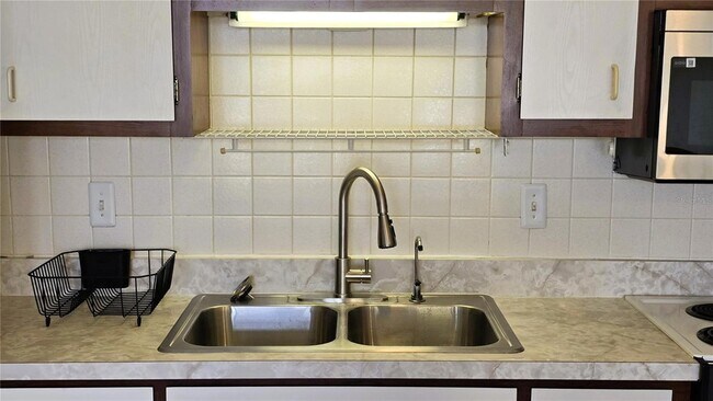 Building Photo - 4354 Tahitian Gardens Cir