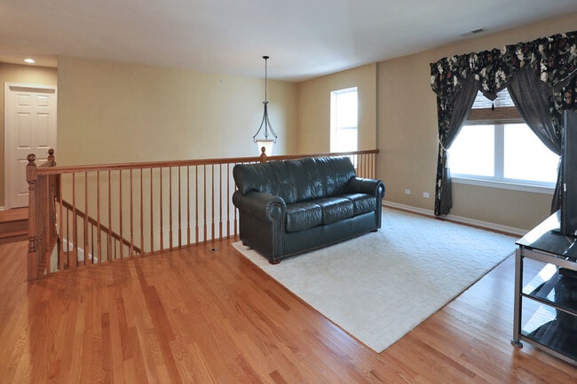 Building Photo - 21911 W Tori Ln