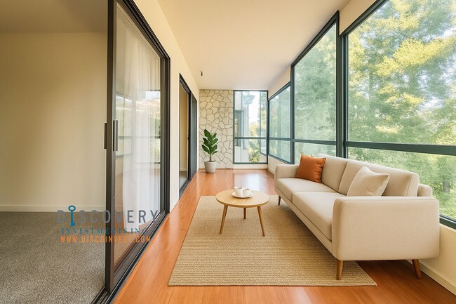 Building Photo - Lake Merritt Condominium 2 Bedroom, 2 Bath...