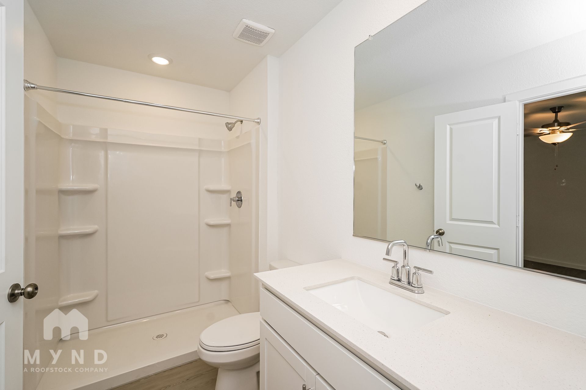 Building Photo - 2660 Mistwood Dr