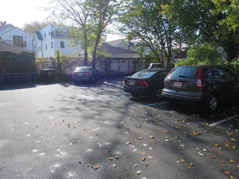 Building Photo - 23 Franklin St