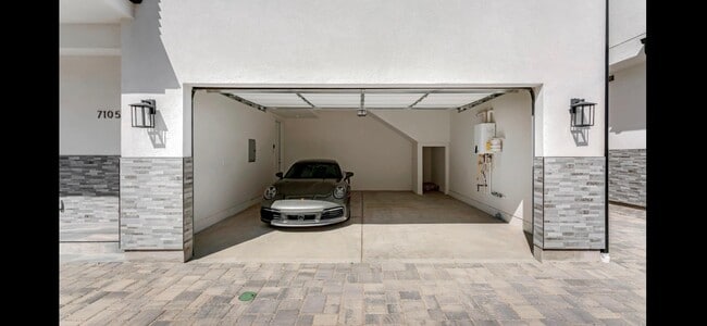 Building Photo - 7108 Dylan Ct