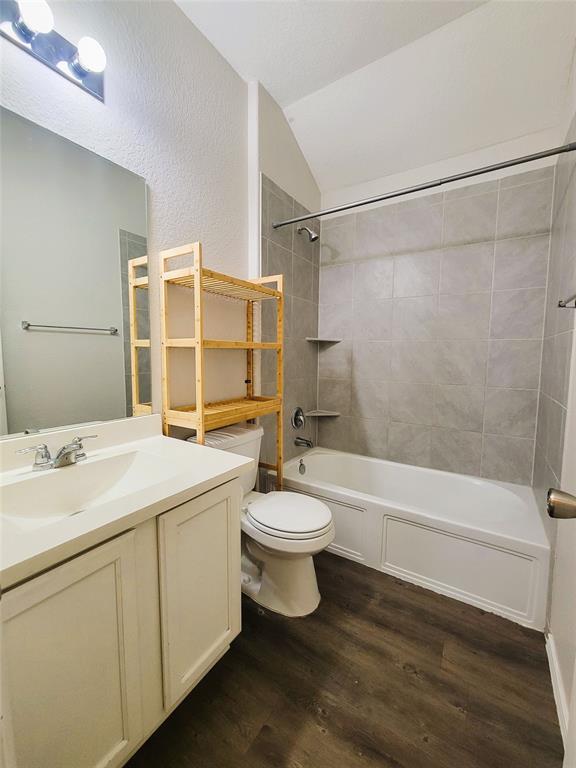 Building Photo - 104 Red Buckeye Loop