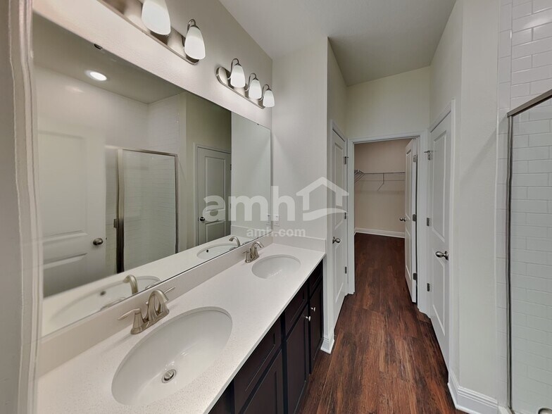 Building Photo - 2804 Ponds Trl