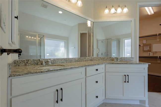 Building Photo - 11226 Dunstan Hill Dr
