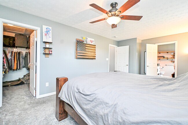 Building Photo - 5469 Fairford Ct