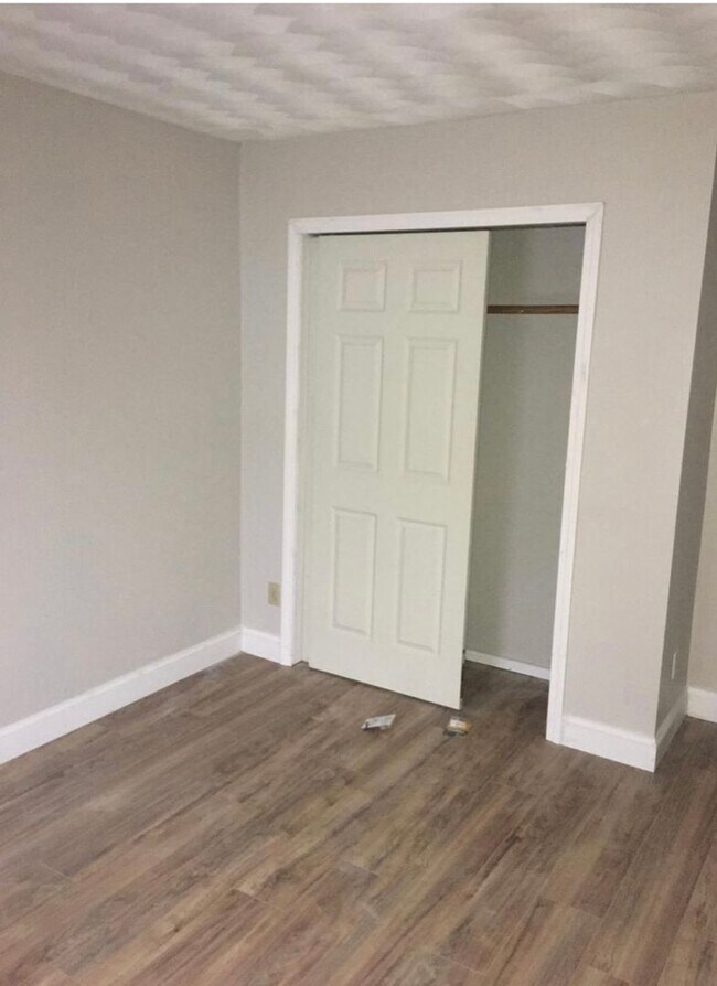 Building Photo - 31-35 Southwick st