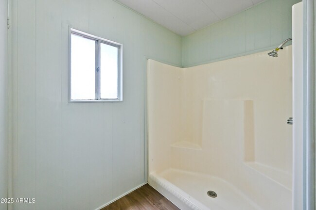 Building Photo - 156 N Hawes Rd