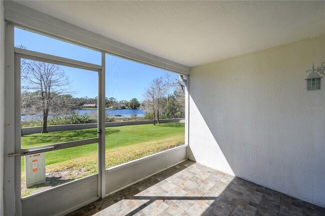 Building Photo - 1242 Vineland Pl