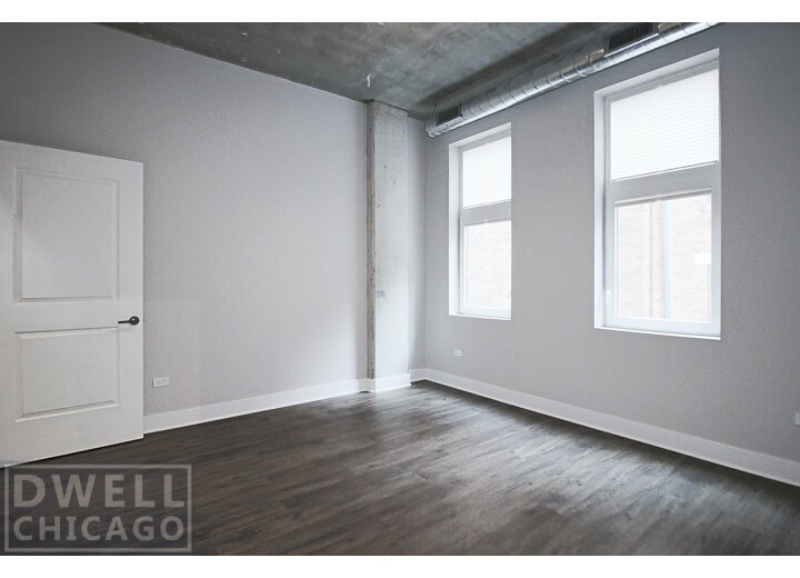 Building Photo - 3801 N Broadway St