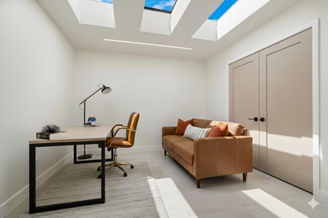 Building Photo - 179 Gran Via