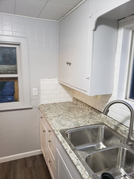 Kitchen - 121 west 8th Street