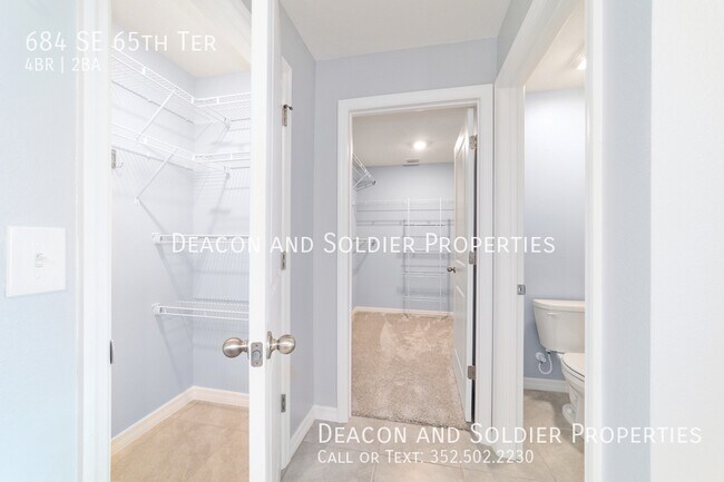 Building Photo - 684 SE 65th Terrace