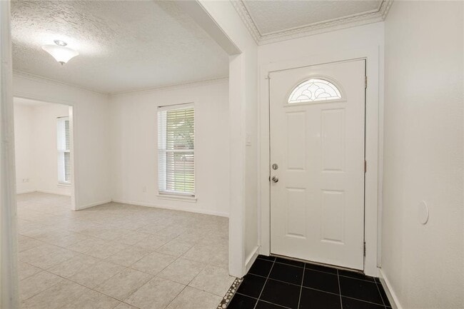 Building Photo - 835 Hidden Canyon Rd
