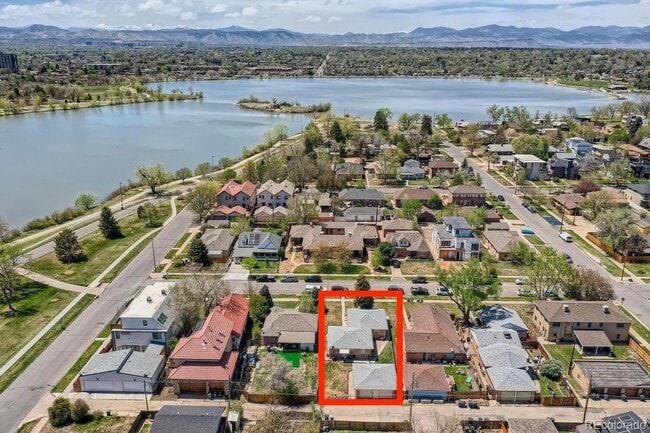 Building Photo - 2BD, 1BA Half-Duplex in Sloan's Lake with ...