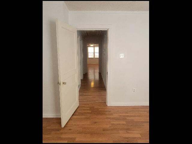 Building Photo - 1705 Lilac Cir