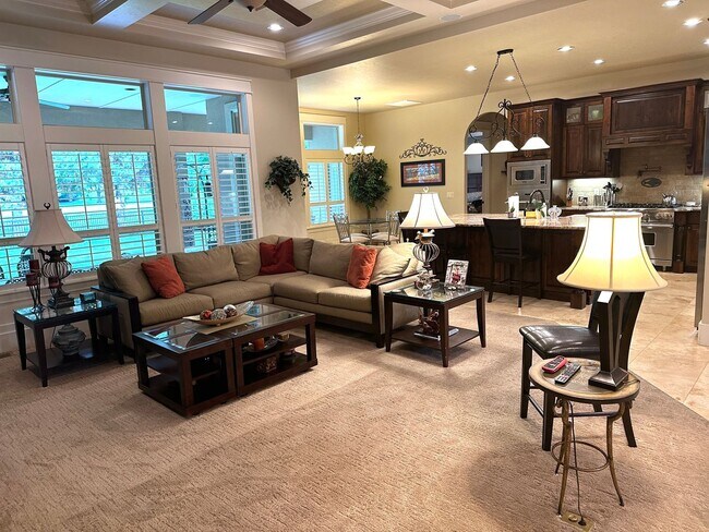 Building Photo - Exquisite Corrente Bello Home in Eagle