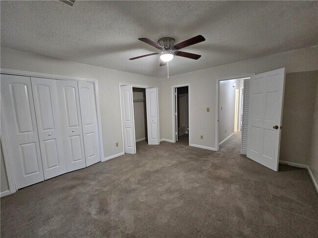 Building Photo - 4813 Hairston Pl