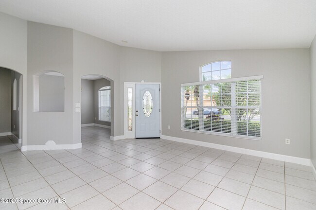 Building Photo - 4421 Chardonnay Dr