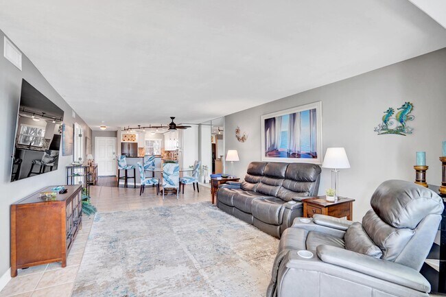 Building Photo - 5555 Gulf Blvd