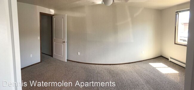 Building Photo - 150 S Fisk St