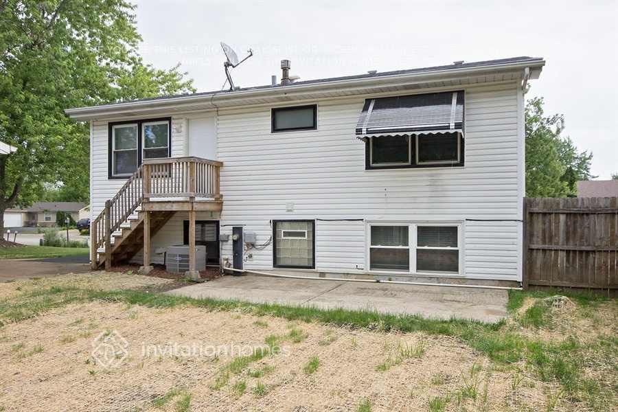 Building Photo - 113 Davis Ct