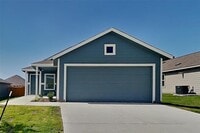 Building Photo - 3105 Lynmar Ln