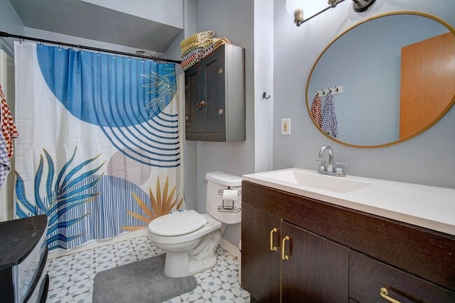 Building Photo - 13027 40th Ave S