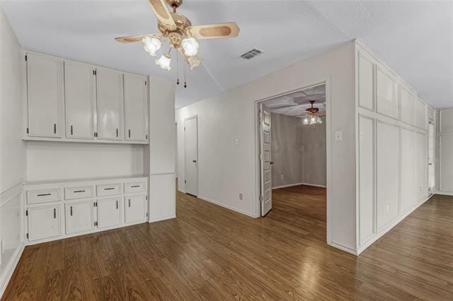 Building Photo - 2800 Shady Grove Dr