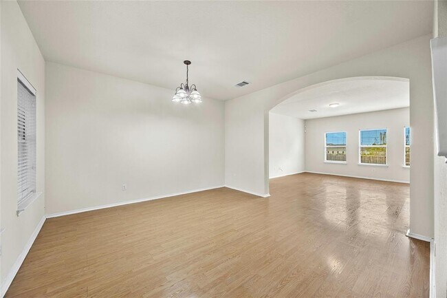 Building Photo - 2101 Rachel Ln