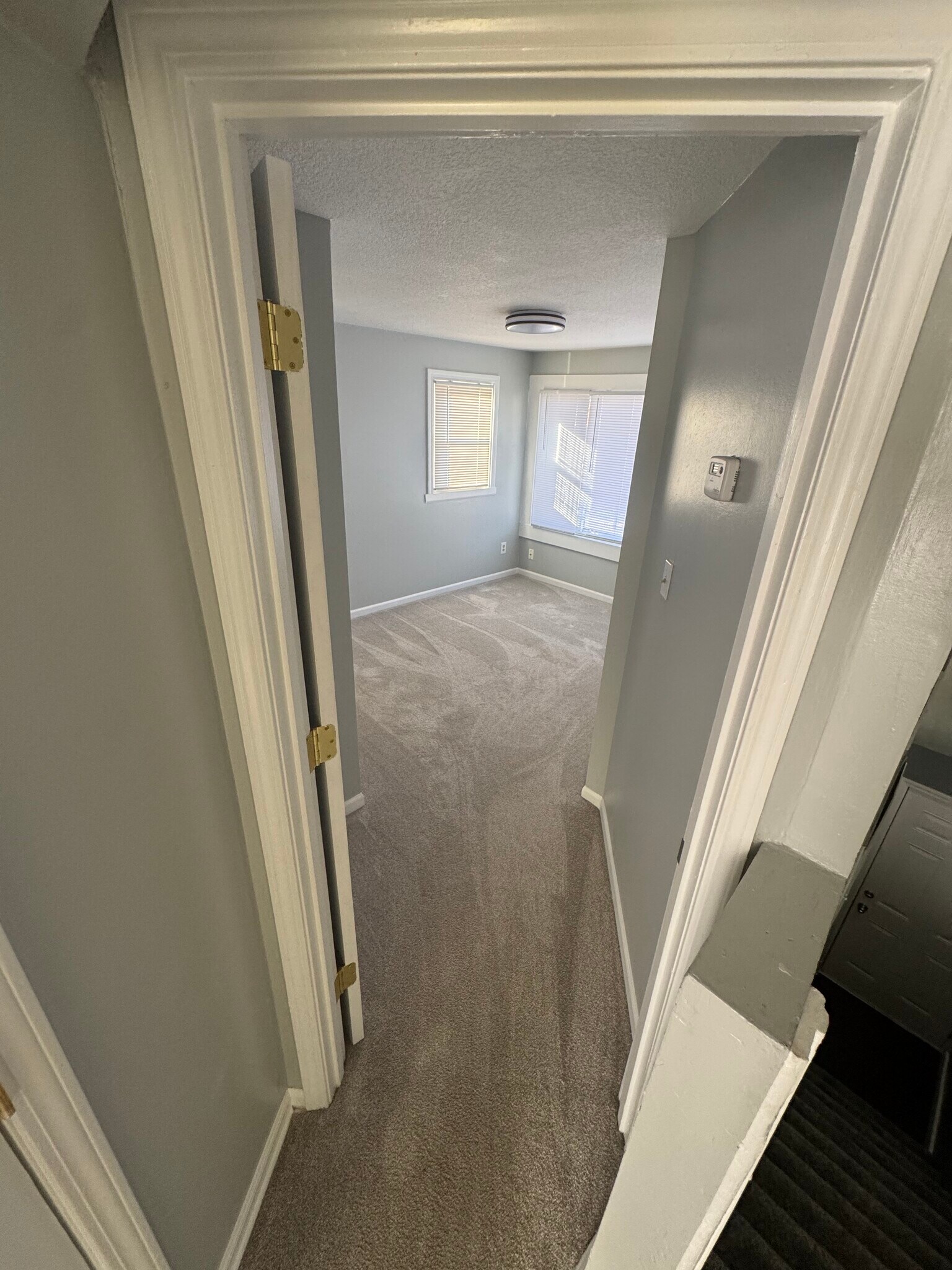 Building Photo - 628 E Fair St