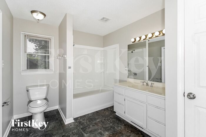 Building Photo - 1109 Cedar Ridge Dr