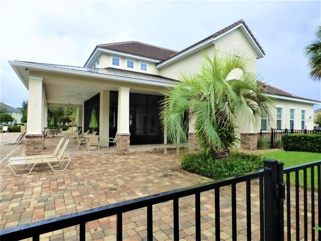 Building Photo - 7605 Ripplepointe Way