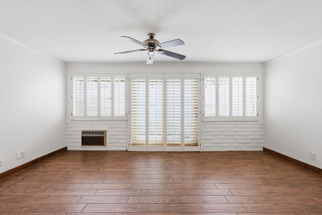 Building Photo - 7814 E MacKenzie Dr