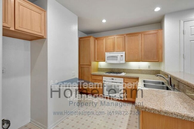Building Photo - 263 Aventura Dr