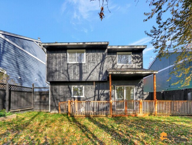 Building Photo - Eagle River Gem