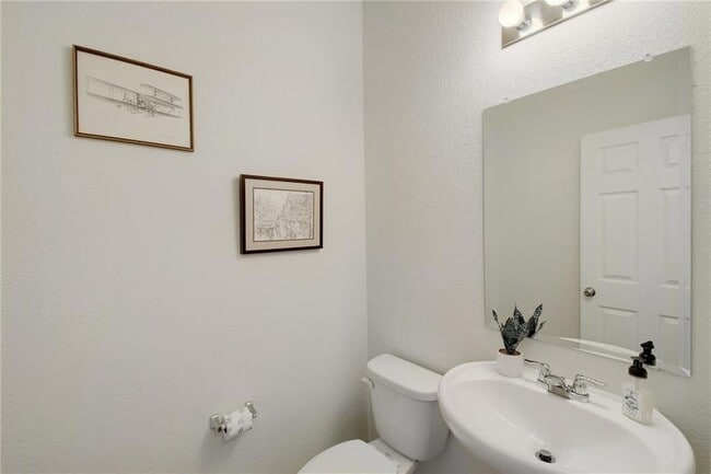 Building Photo - 218 Cascata Way