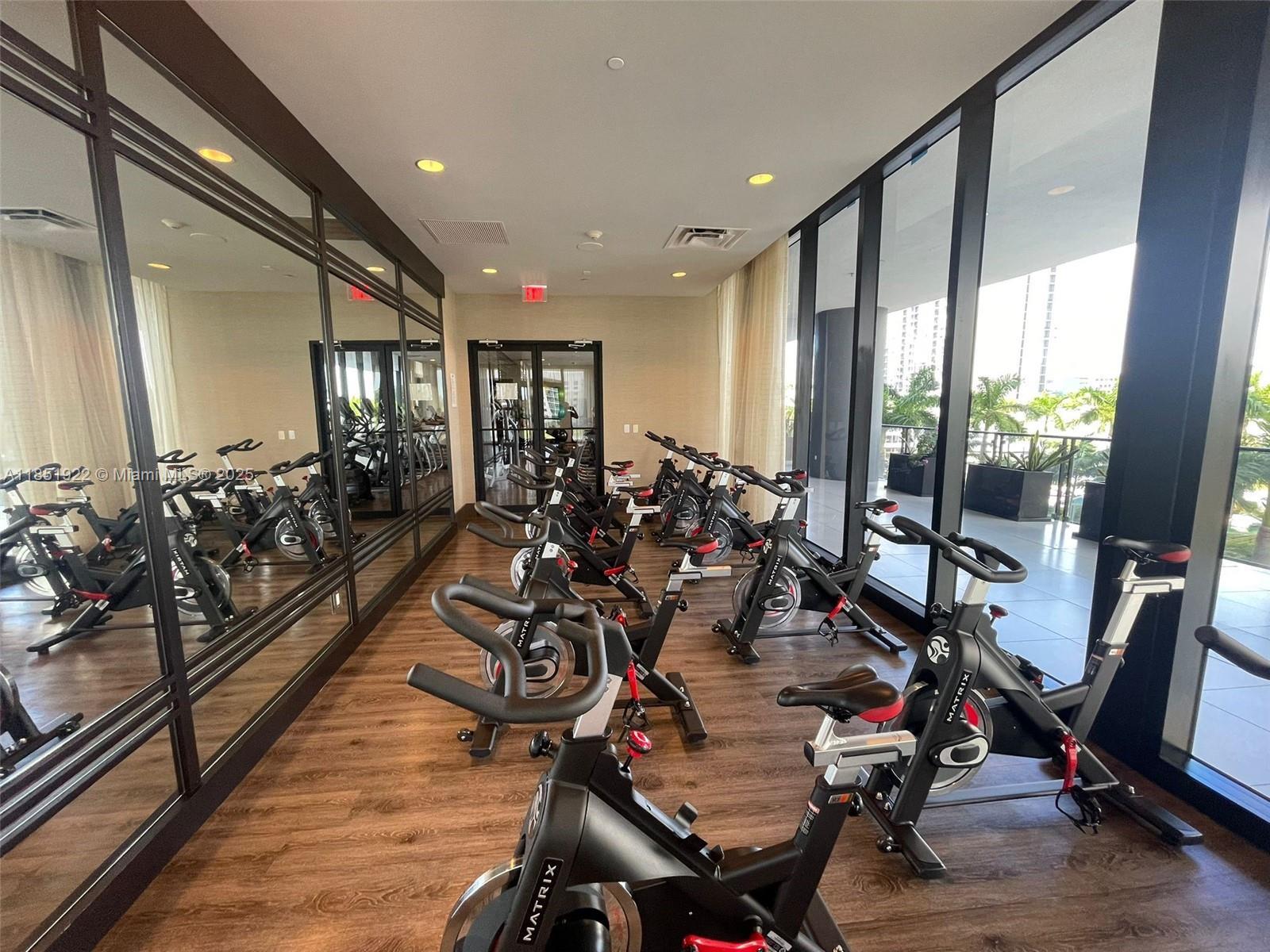 Building Photo - 5252 NW 85th Ave