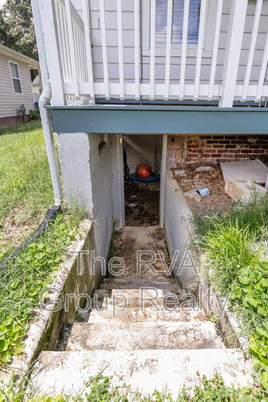 Building Photo - 5409 Blue Ridge Ave