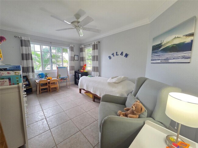 Building Photo - 10795 SW 108th Ave