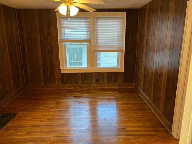 Building Photo - 60 Pulliam St