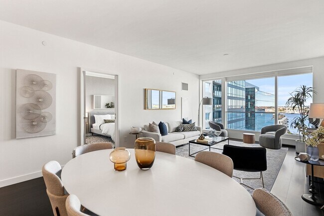 Building Photo - 150 Seaport Blvd