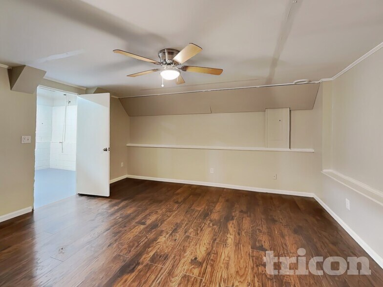 Building Photo - 206 Blake Dr