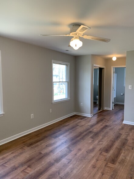 Building Photo - 1304 Avalon Blvd