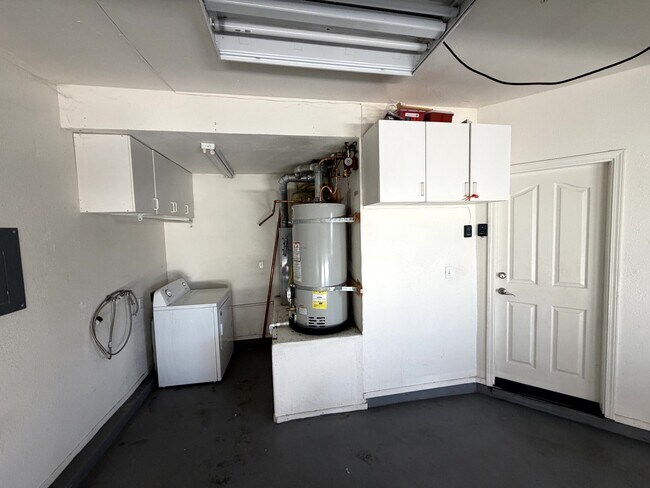Building Photo - 1537 Oyster Bay Ct