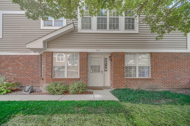 Primary Photo - 522 W Happfield Dr