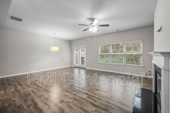 Building Photo - 537 Jefferson Chase St