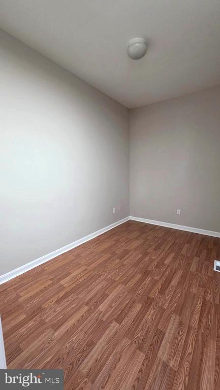 Building Photo - 539 N Luzerne Ave